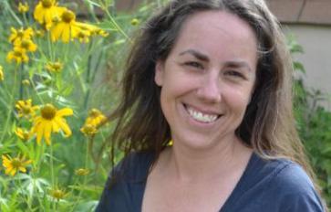 Chat With A Healer: Dara From Albuquerque Herbalism 