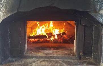 Living Off The Grid: Wood Fired Ovens 101