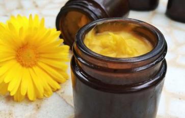 Essential Oils: DIY Chest Rub For Congestion