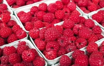 5 Ways Raspberries Make You Beautiful