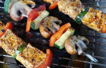 5 Healthy Mouthwatering Veggie & Fruit Grilling Ideas