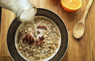 5 Amazing Benefits Of Oatmeal