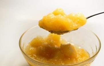 Easy Homemade Applesauce (Unsweetened)