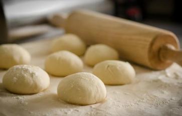 Quick Pizza Dough *Vegan*