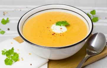 Turmeric Carrot Tomato Soup (Vegan)