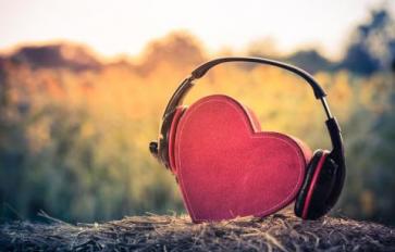 5 Ways Music Can Make You A Healthier, Happier Person