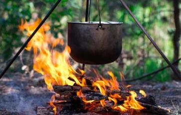 Off-Grid Cooking: Campfire Chili