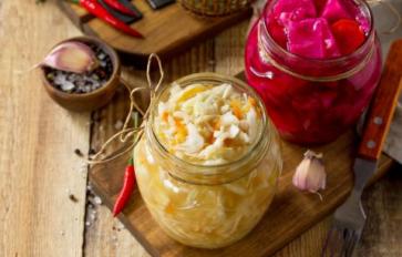 Why Are Fermented Foods Healthy? The Science in Three Steps