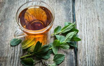 DIY Natural Hair Care 101: Herbal Hair Teas 