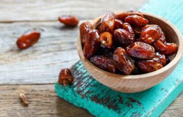 Superfood 101: Dates!