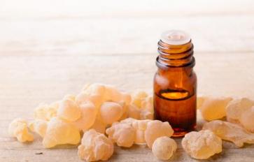 Essential Oils: Frankincense & Living Your Dharma