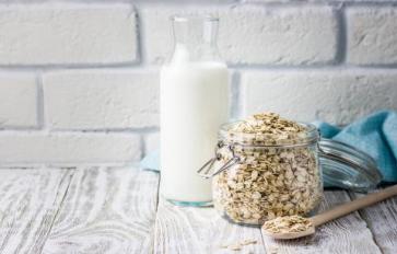 Oat Milk: The Dairy-Free Alternative You Can Make At Home